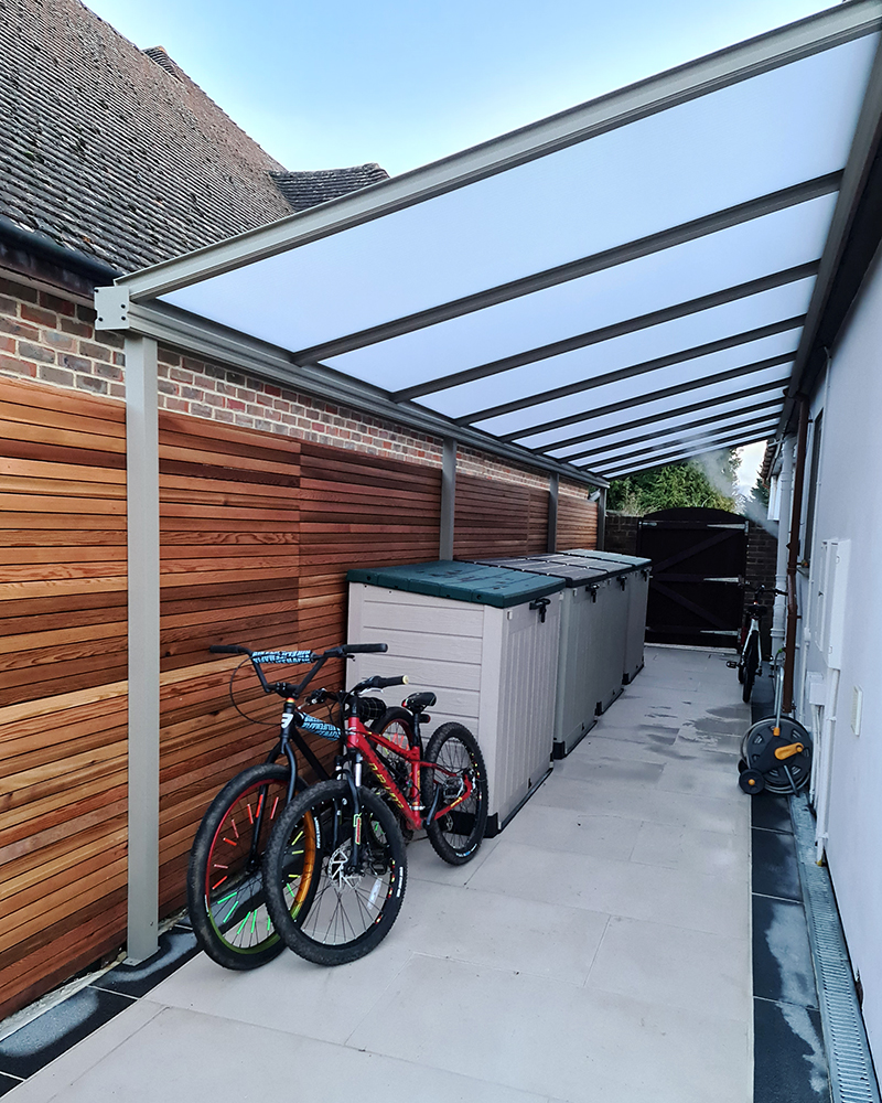 Milwood-Group-Veranda